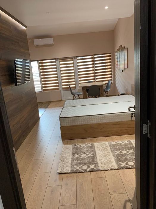 Дава се под наем Едностаен апартамент в Плевен, Идеален център - 35 кв.м за 280.5 € - Снимка #2