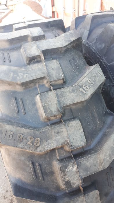 16.9-28 в наличии 2 шт