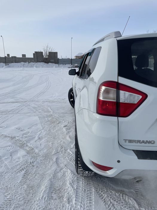 Продам ниссана срочно