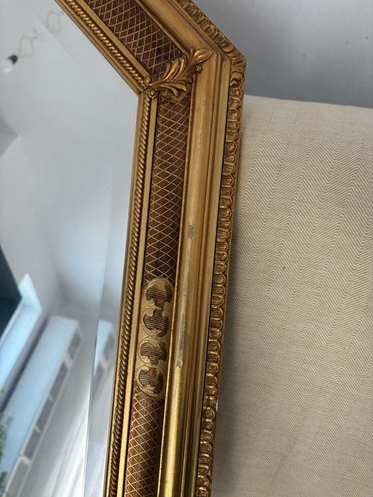 Oglinda de perete octogonala, rama aurie lemn/rasina