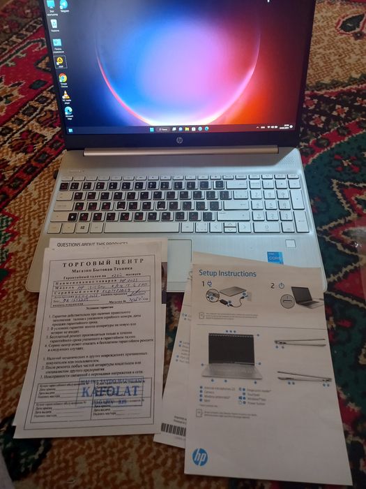 Kompuyuter HP core I3 11th gen Intel Chastota  3.00 GHZ  Ekran 15- dy