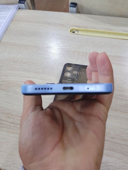 Redmi 12 4g 128/4+4  camera 50mp batareya 5000mAч