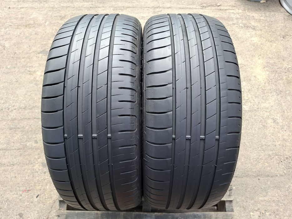 2бр. 215/55/17 Goodyear Efficient Grip Performance