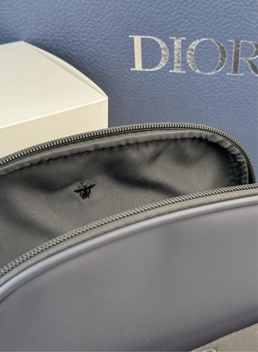 DIOR косметичка оригинал