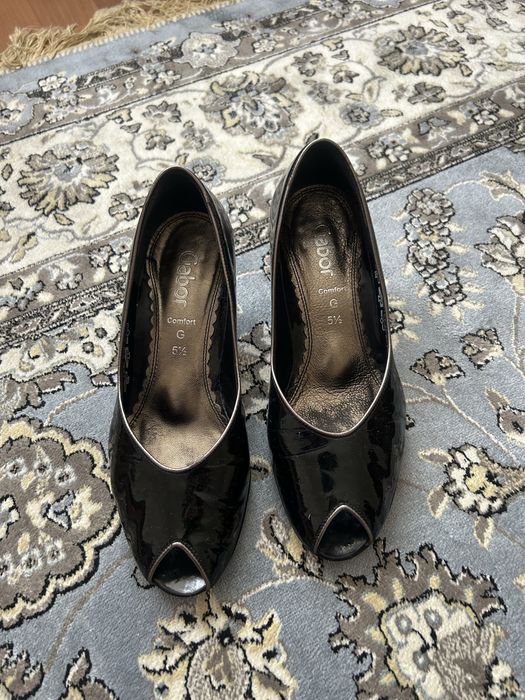 Бесплатно женские туфли, размер 38