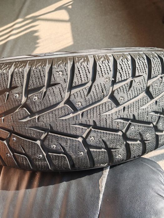 Продам шины зимние