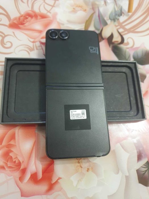 Samsung Galaxy Z Flip7