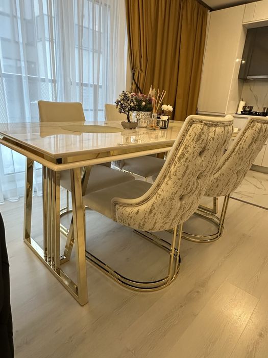 Masa de dining moderna tip marmura