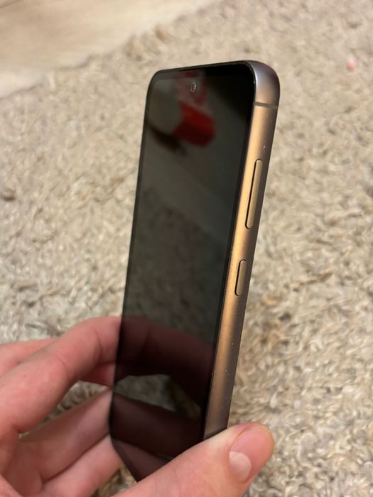 Продам Samsung S23 FE