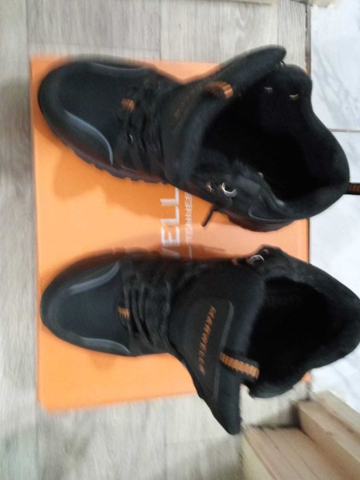 Ghete drumeție rezistente frig si apă