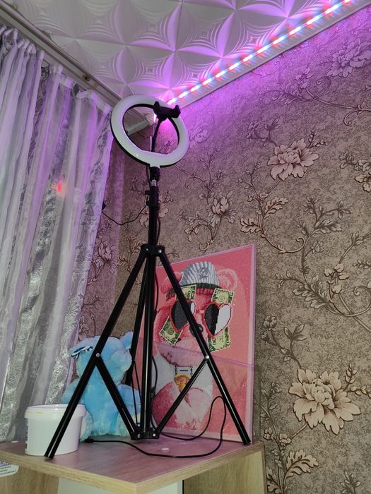 Продам лампу для тиктока