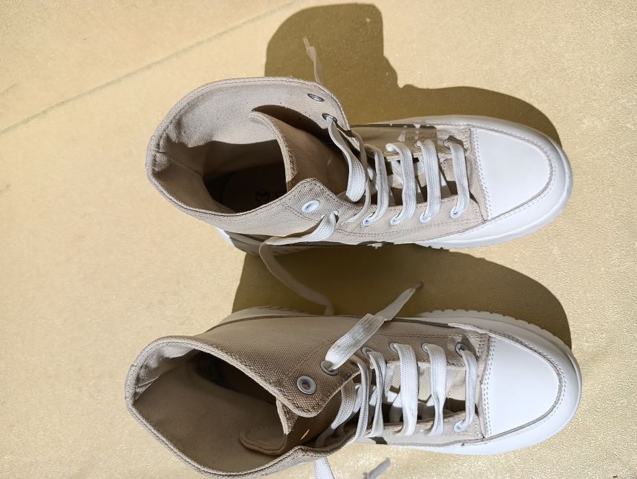 Кецове на платформа N 39 - 25 лв