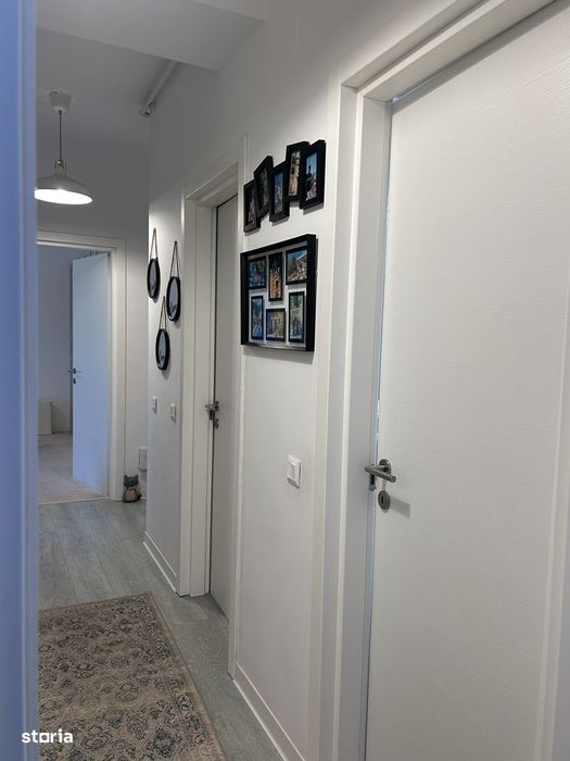 Apartament cu 3 camere+boxa, Otopeni