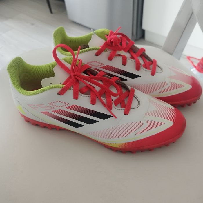 Сороконожки футбольные 38р.