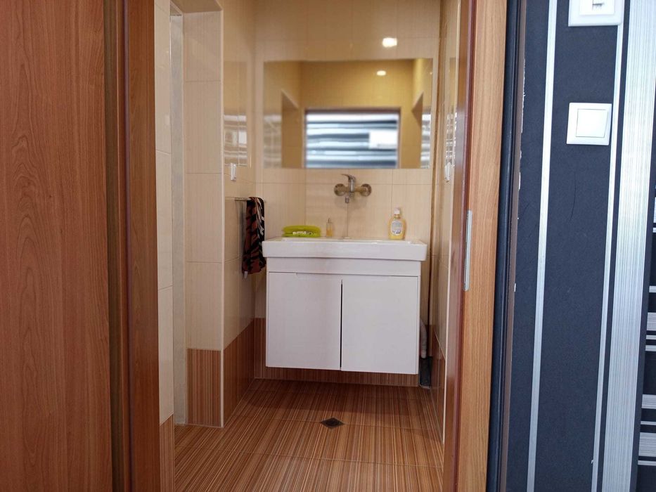 Продава се Промишлена сграда в Русе, Търговия на едро - 525 кв.м за 622 €/кв.м - Снимка #7