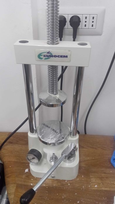 Presa proteze hidraulica S2M Eurocem lichidare laborator tehn dentara