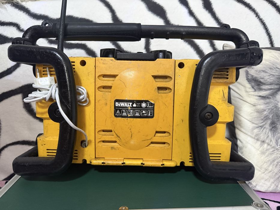 Radio DeWALT profesional de santier