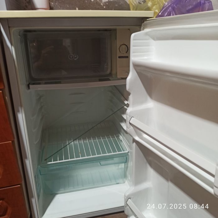 П р о д а е т с я   х о л о д и л ь н и к  LG