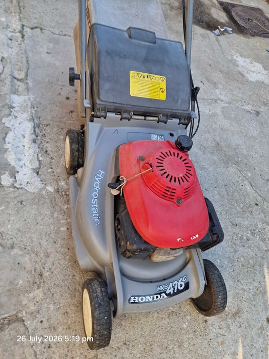 Masina de tuns iarba pe benzina HONDA HRB476 4CP cu TRACTIUNE+COS
