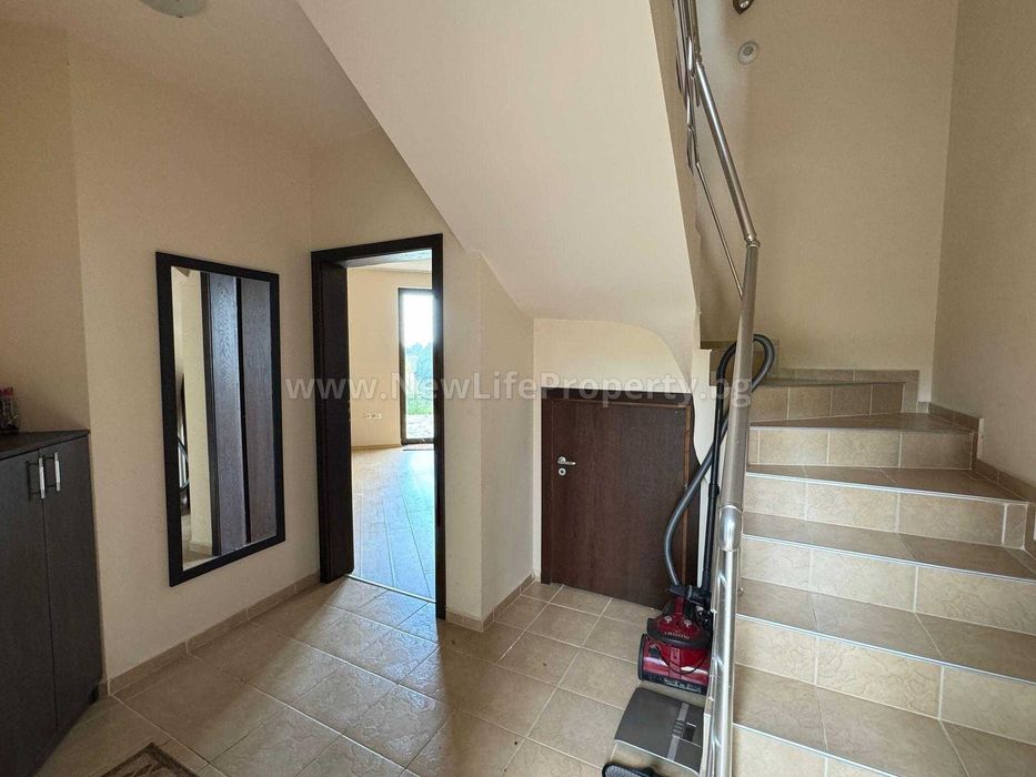 Продава се Къща в с. Кошарица, Област Бургас - 155 кв.м за 955 €/кв.м - Снимка #2