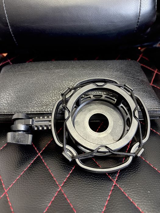 Microfon studio XLR Audio-Technica AT2020 + Husă transport originală (Stare impecabilă)