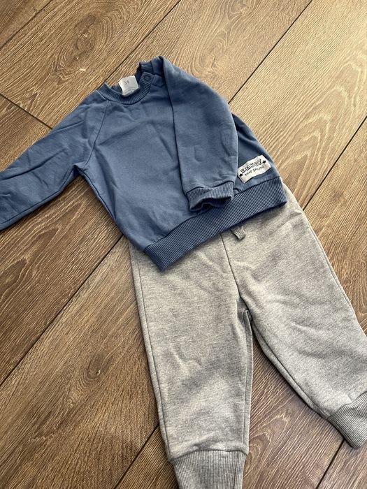 Костюм на мальчика 74