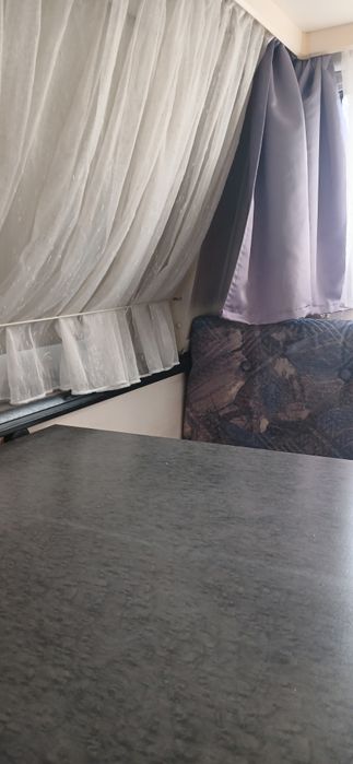 Каравана Хоби 4.3 м,1997 година,перфектна,4 места ,всичко работи