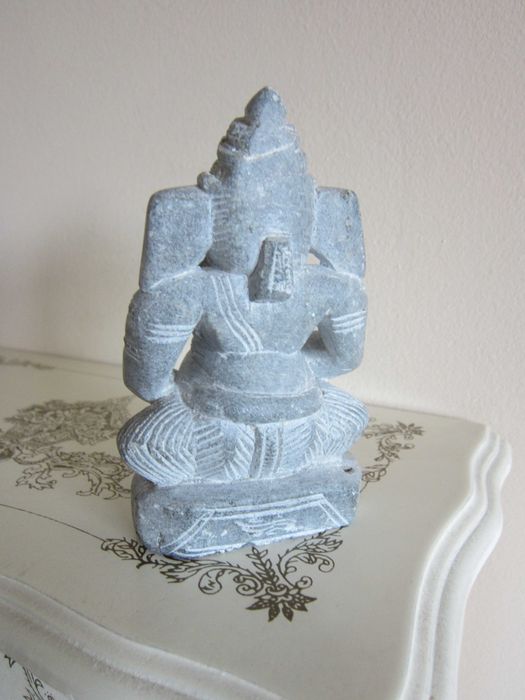 cadou inedit feng shui Ganesh piatra naturala handmade India 1980