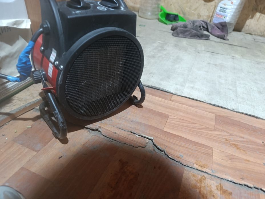 Тепловая пушка  продам