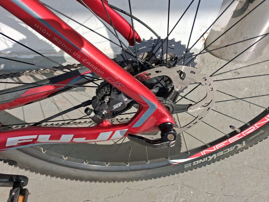 Bicicleta Fuji 29 carbon