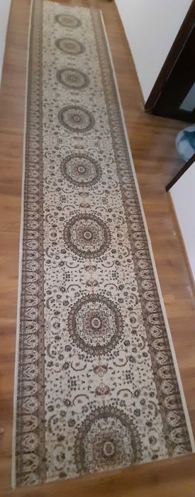 Продам ковры 3 шт.