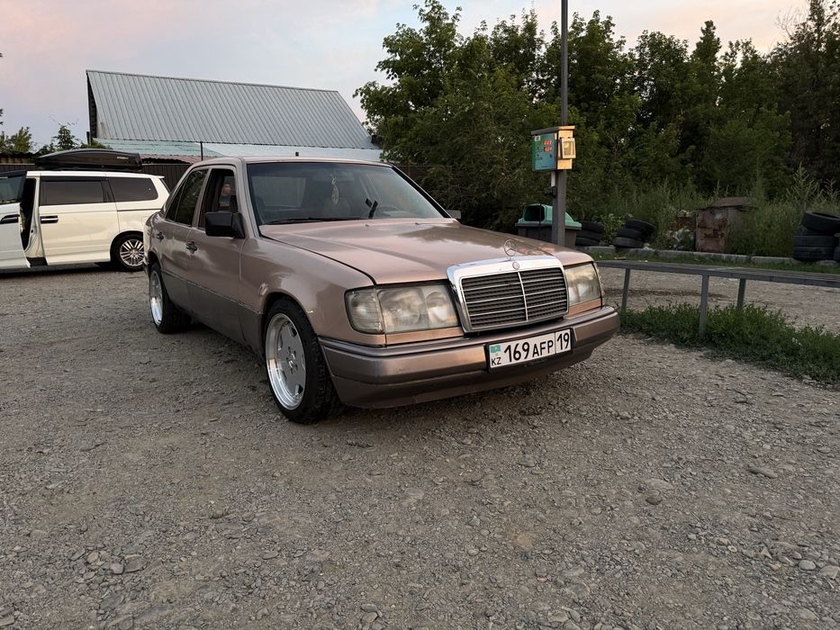Продам Mercedes Benz w124