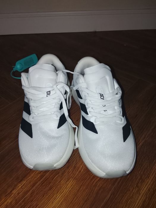 Продам кросовки adidas adizero