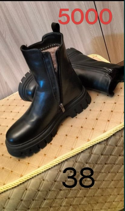 Продам обувь женскую