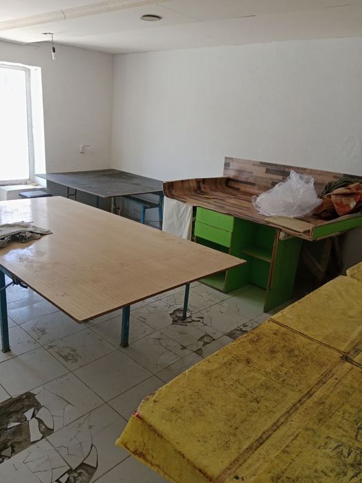 Magazin sotiladi 3-honali Sevinch töyxona chap tomonida