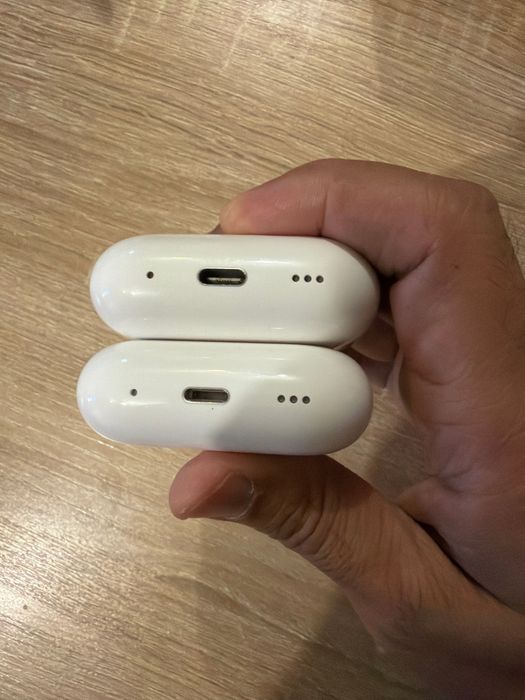 Airpods Pro 2 Usb-C и Airpods Pro 2 Lightning кейс(Цены внутри)