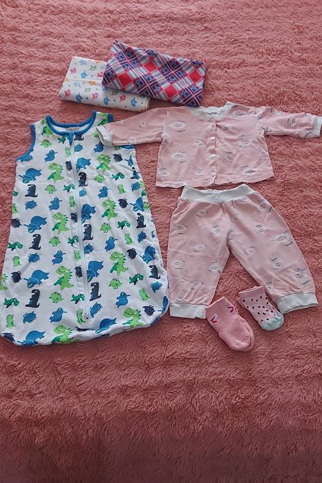 Отдам детскую одежду дешево