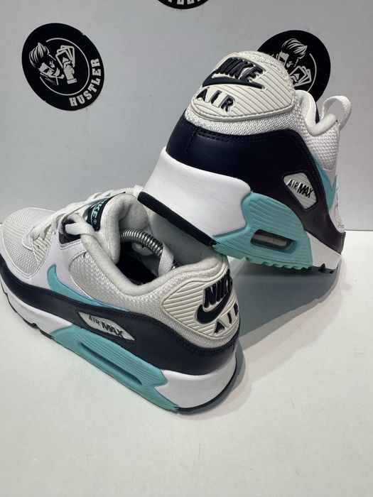 Маратонки NIKE AIR MAX 90 . Номер 42