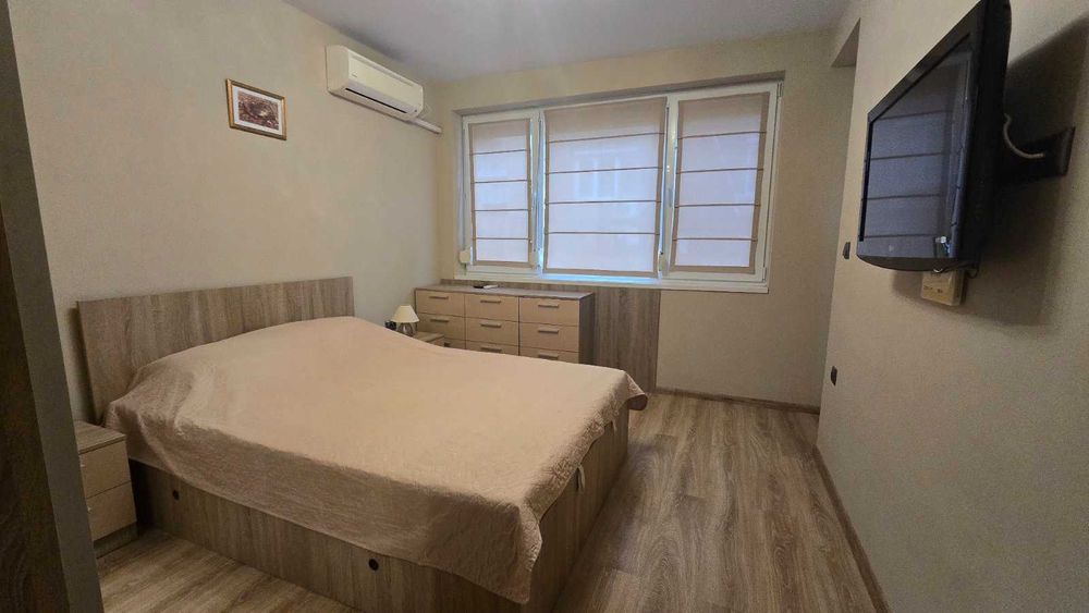 Център двустаен апартамент обзаведен