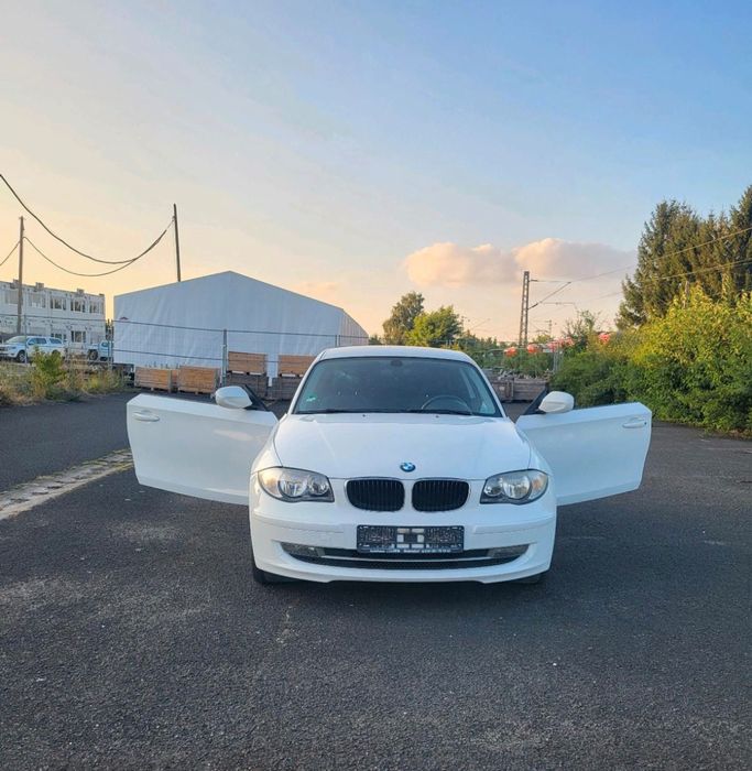 BMW 1 Series 2010 — imagine 3