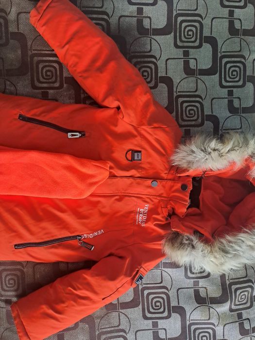 Продам куртку на мальчика Зимняя