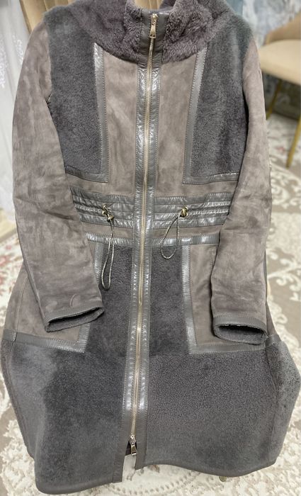 Продается верхняя одежда Италия