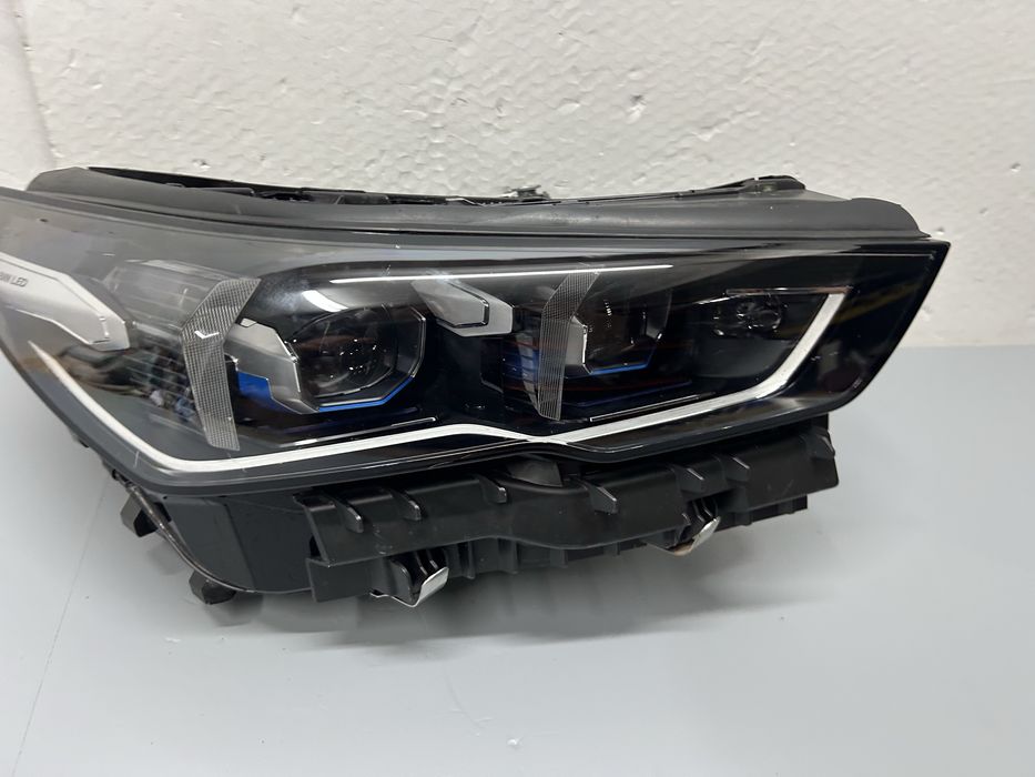 Far bmw G60 G61 full led adaptive 2024-2025 dreapta