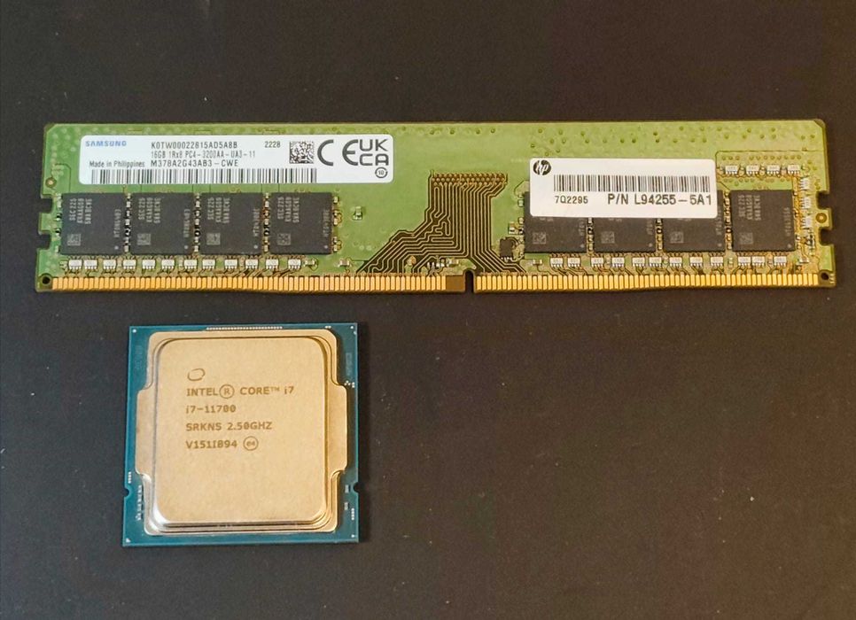 KIT Procesor i7 11700 si Memorie DDR4 Samsung 16Gb 3200 MHz