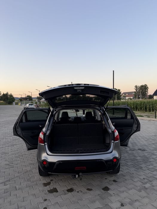 Nissan qasqhai+2