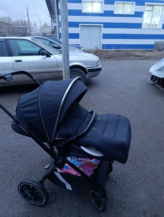 Продам детскую коляску