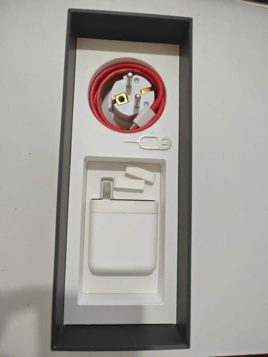 One plus 9 pro 12/256