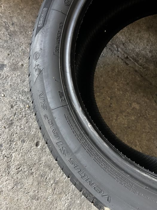 2 anvelope vara 305/40/20 , Hankook , DOT 2025 , 6.5 mm