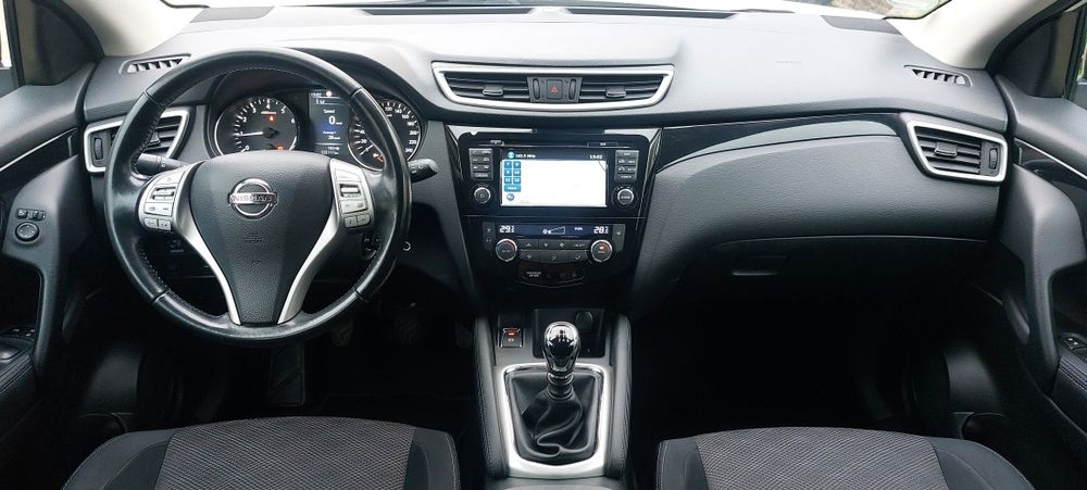 NISSAN QASHQAI TEKNA -1.2 Tce TURBO‼️-Navii-An 2015‼️doar 120.000 km