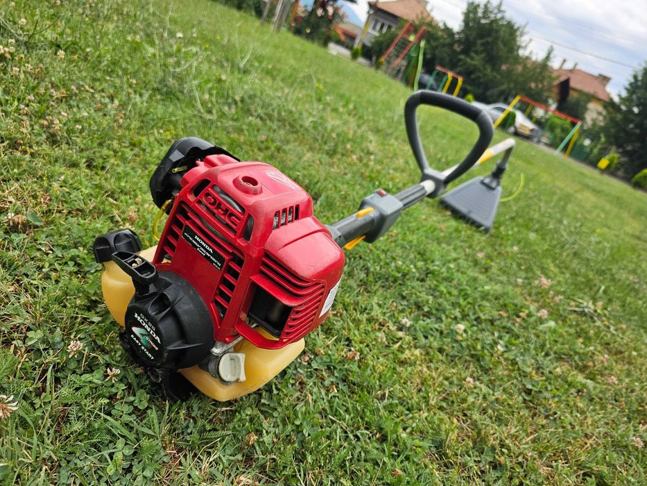 Моторна Коса HONDA UMS 425.E. Перфектна..Тример